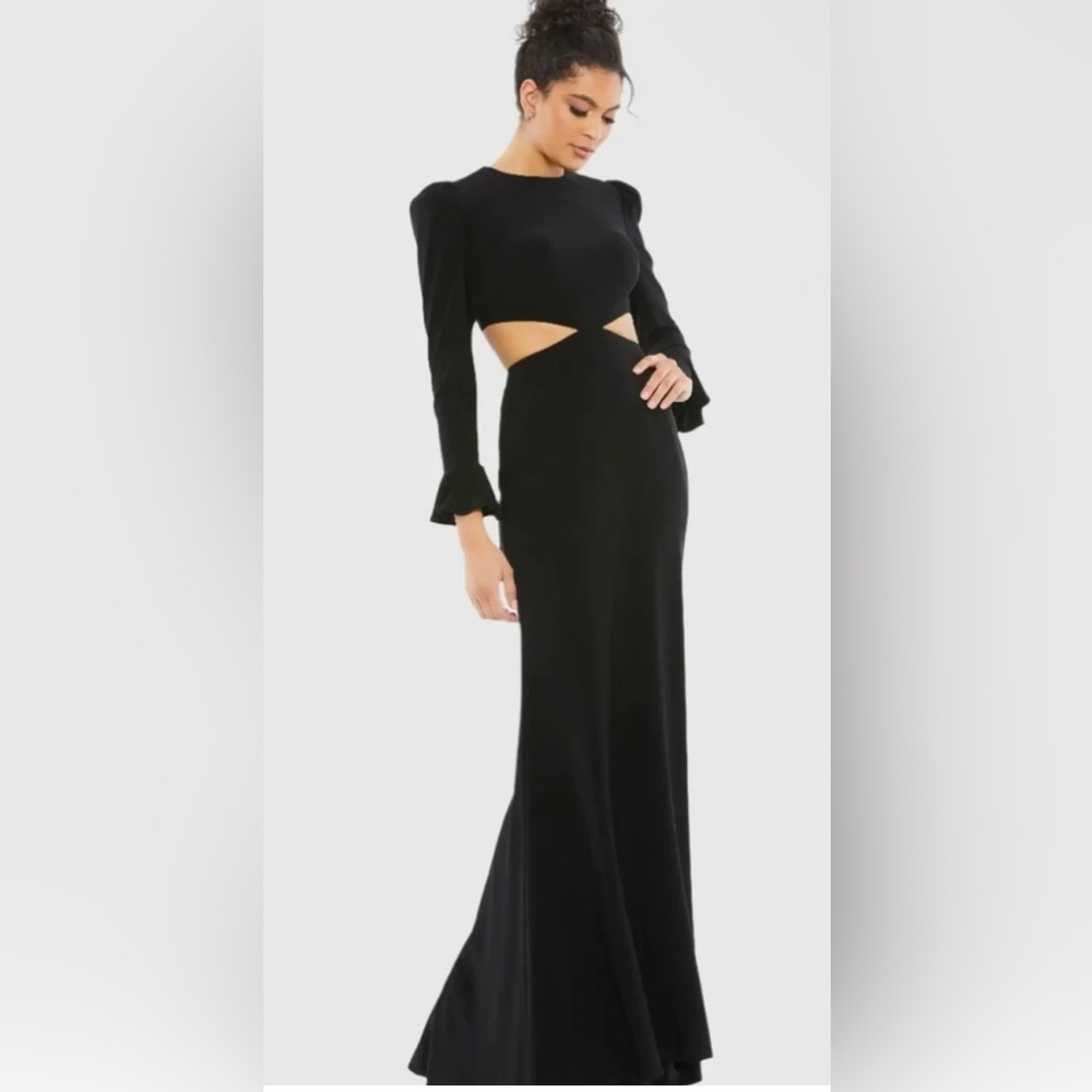 Mac Duggal Cut Out Waist Long Sleeve Evening Gown Size 4 NWT